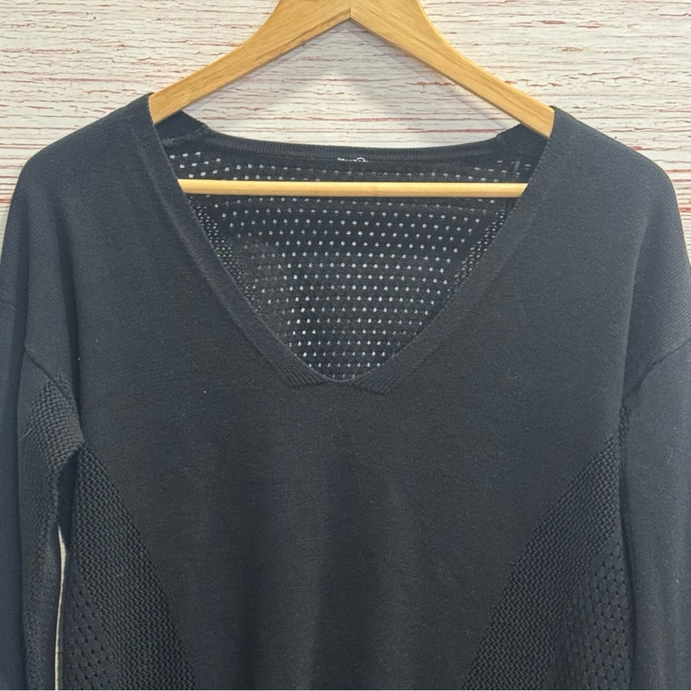 Lululemon Still Movement Sweater in Black Sz 6 - Picture 6 of 13